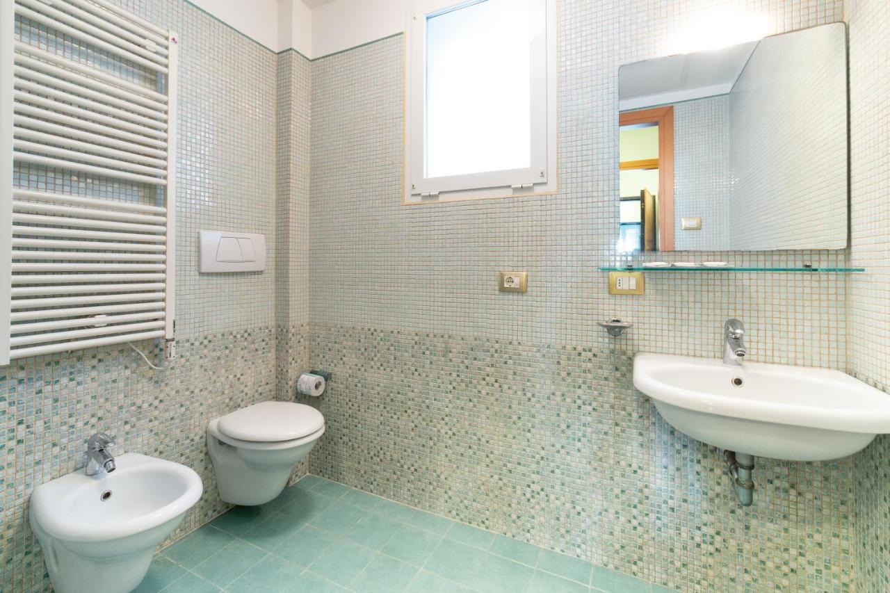 Aparthotel Residenza Melucci Rímini Exterior foto